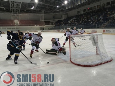 Пензенский "Дизель" победил "Барс" в стартовом матче чемпионата ВХЛ