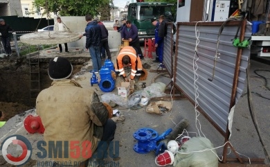 В Пензе из-за аварии на водопроводной сети без воды остались 50 жилых домов