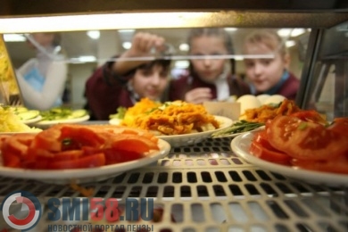 В пензенской гимназии №53 детей кормили с нарушением норм