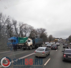 В Пензе на трассе М-5 произошло ДТП с грузовиками, есть пострадавшие