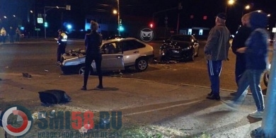 Трое юношей и девушка пострадали в ДТП на улице Окружной в Пензе
