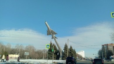 Стало известно, почему откладывают ремонт подсветки у монумента «Самолет» в Пензе