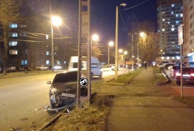 В Пензе на улице Леонова произошло массовое ДТП