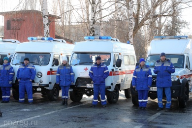В Пензенской области состоялась передача 16 автомобилей скорой помощи