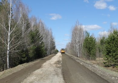 В Лопатинском районе больше года будут ремонтировать 15 км дороги