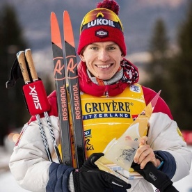 Российский лыжник Большунов принес России первое золото на олимпиаде в Пекине