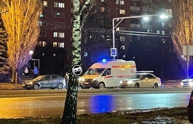 В пензенском Арбеково иномарка сбила юношу с девушкой