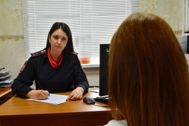 Алкоголь и телефон стали причиной ссоры: в Белинском районе конфликт между сестрами дошел до угроз убийством с ножом