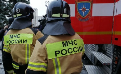 В Кузнецке при пожаре в торговом центре эвакуировали 70 человек