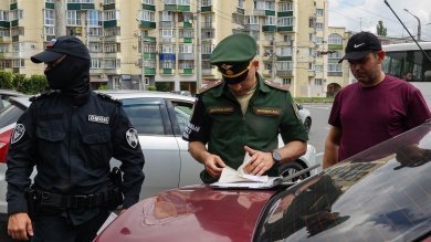 15 пензенцев получили повестки в военкомат после остановки за рулем