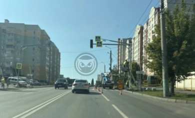 В Пензе на трех пешеходных переходах установили светофоры