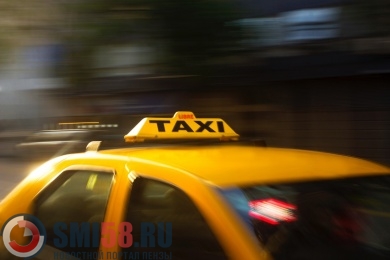 В Пензе таксист признался в краже телефона