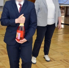 Ягов и Комаров прокомментировали идею детского шампанского в качестве подарка детям школы №25 в Пензе