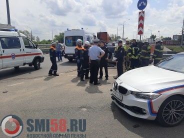 Водитель ВАЗа скончался в ДТП на улице Аустрина в Пензе