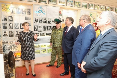 Пензенский губернатор передал музею погранзаставы в Бресте архивы о Кижеватове