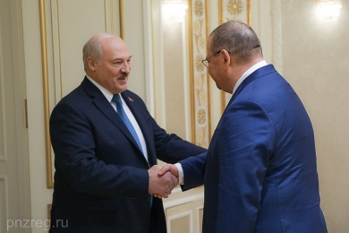 Пензенский губернатор договорился с Лукашенко о поставках МАЗов и лифтов