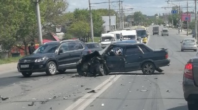 На Сурском мосту в Пензе произошло ДТП с четырьмя автомобилями