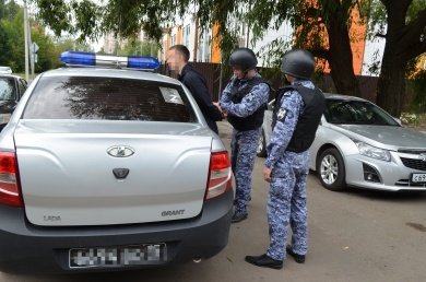 В Пензе росгвардейцы остановили разыскиваемый автомобиль