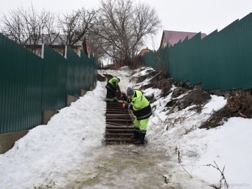 Самодельную лестницу на Верхне-Вишневой улице в Пензе будет чистить «Пензавтодор»
