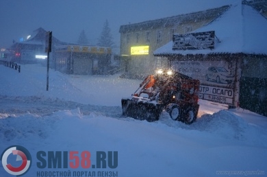 В Пензенской области коммунальщиков вызовут из отпусков бороться со снегопадом