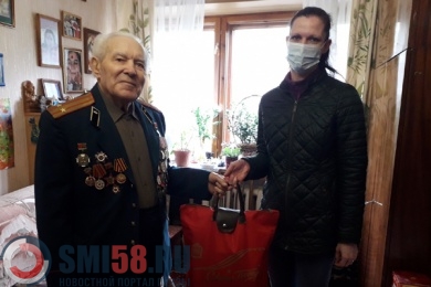 Более 200 участников ВОВ в Пензе получили подарки в канун Дня Победы