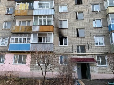 В Кузнецке из горящей квартиры спасли мужчину, женщину и младенца