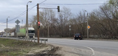 Светофор на участке трассы М-5 на улице Ульяновской в Пензе демонтируют