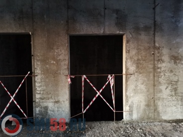 При строительстве дома на улице Измайлова в Пензе погиб бетонщик