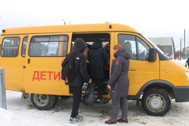 В управлении образования Кузнецка отчитались о работе школьных автобусов