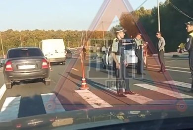 На трассе под Пензой инкассаторский автомобиль насмерть сбил пешехода