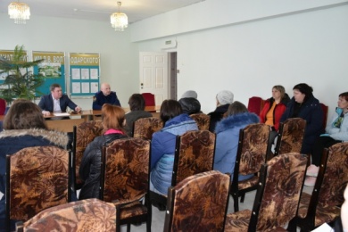 Беженцы из Донбасса задали вопросы главе пензенского СУ СК и депутату Госдумы