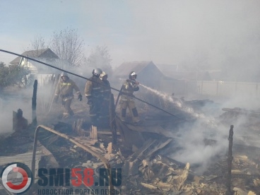 Появились фотографии с места крупного пожара в Сердобске