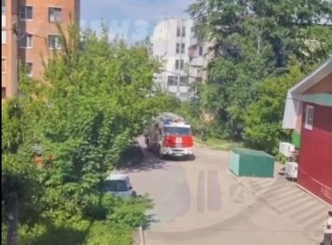 Постель в квартире на улице Пролетарской тушили 14 спасателей
