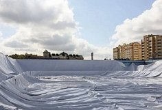 Над «Золотой шайбой» в Пензе начали растягивать новый купол