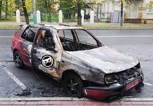 В центре Пензы сгорел автомобиль