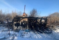 Следователи разбираются в обстоятельствах смертельных пожаров в Кузнецком и Лопатинском районах