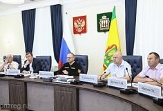 Губернатор – о затягивании ремонта дорог в Пензе: Население хорошими дорогами пользоваться не успевает