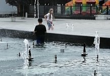 Двоих подростков застали купающимися в фонтане в Пензе