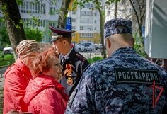Росгвардия обеспечила безопасность на праздновании 81-й годовщины в Пензе