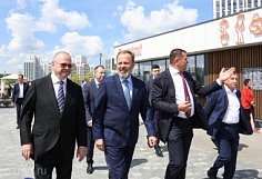 Полпред президента России в ПФО Игорь Комаров осмотрел набережную в пензенском Арбеково