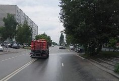 Коммунальщики очистили пляж у больницы № 6 и убрали улицы Пензы в рамках благоустройства