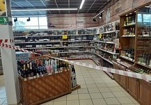 В трех магазинах Пензы нарушили запрет на продажу алкоголя на «Последний звонок»