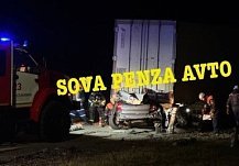 В Бессоновском районе водитель «Гранты» погиб, влетев под грузовик