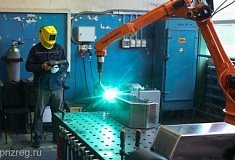 На Грабовском автомобильном заводе запустили нового робота