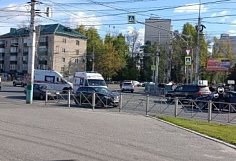 На улице Суворова в Пензе водитель иномарки сбил подростка на электросамокате