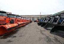 Глава Пензы проконтролировал готовность коммунальной техники к зиме