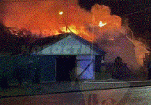 На улице Окружной в Пензе частный дом тушили 25 пожарных