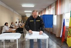 Действующий губернатор Пензенской области Олег Мельниченко набирает 71% на выборах