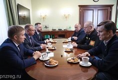 Олег Мельниченко встретился с кандидатами в губернаторы Пензенской области