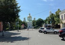 Автомобилисты продолжают ездить по верхней части Московской в Пензе
